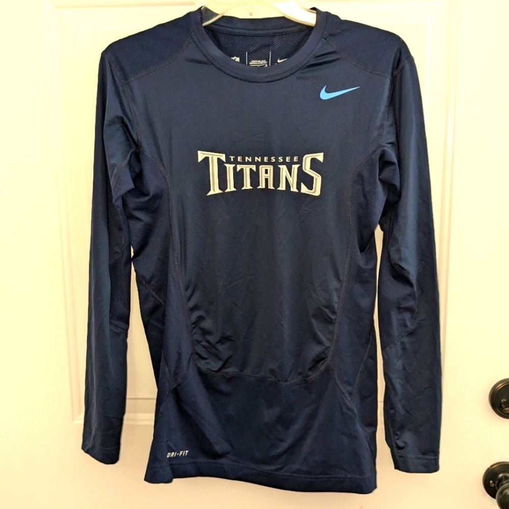 Nike NFL Titans long sleeve shirt Youth Large Dri-fit Navy